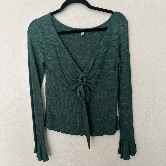 Intimately Free People Say When Bell Sleeve Blouse Top in Green Gold Medium - Picture 2 of 8